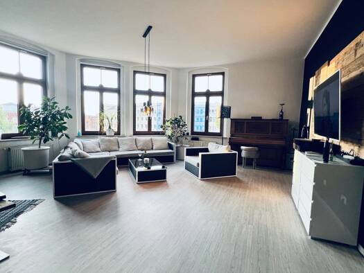 Wohnung zur Miete 525 € 2 Zimmer 81 m² Geschoss 4/5 frei ab sofort Innenstadt Görlitz 02826
