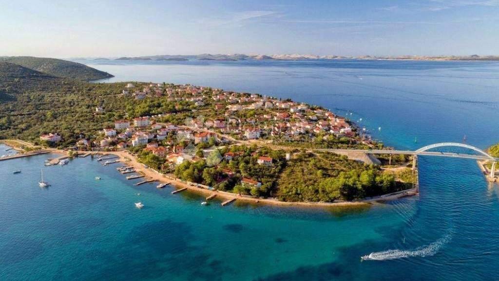 Land-/Forstwirtschaft zum Kauf 250.000 € Centar, Kraj