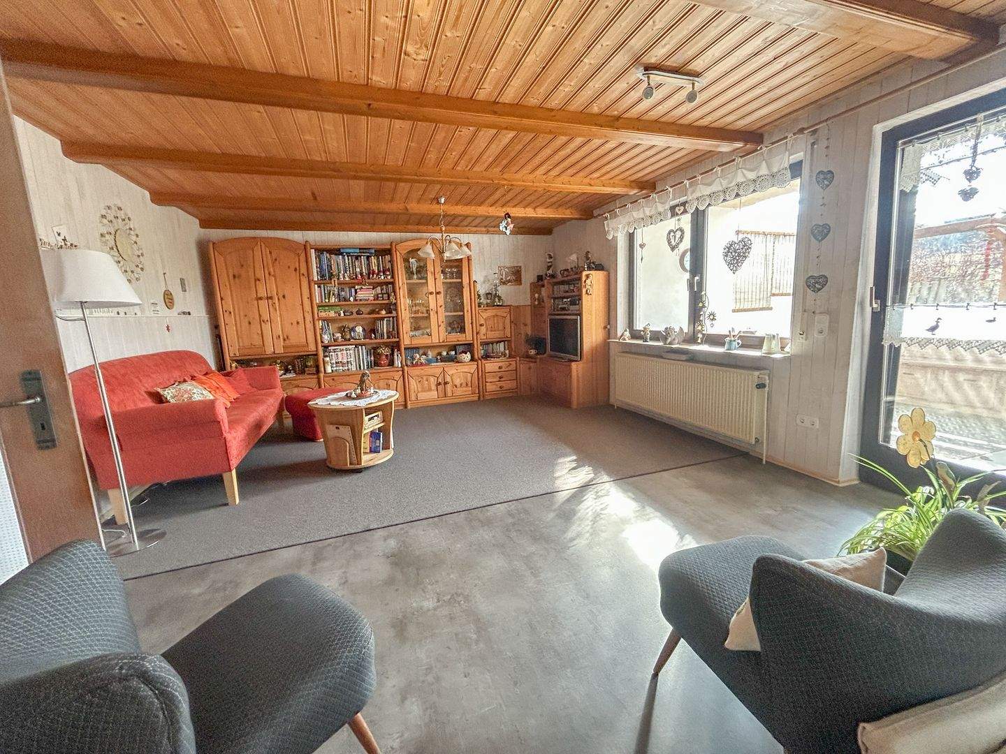 Immobilie in Rehau - Naturnah gelegenes Haus mit Einliegerwohnung bei Rehau! - Bild 3