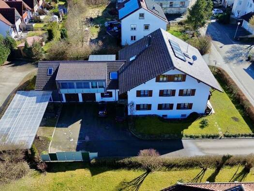 Mehrfamilienhaus zum Kauf 696.000 € 9,5 Zimmer 390,7 m² 877 m² Grundstück Aichstetten 88317