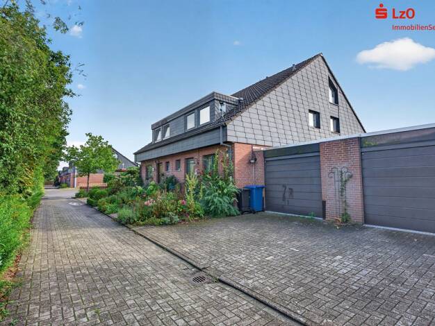Doppelhaushälfte zum Kauf 328.000 € 4 Zimmer 109 m² 404 m² Grundstück Metjendorf Wiefelstede 26215
