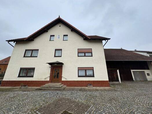 Einfamilienhaus zum Kauf 1.200.000 € 6 Zimmer 230 m² 1.600 m² Grundstück frei ab 01.07.2026 Westenviertel Regensburg 93049
