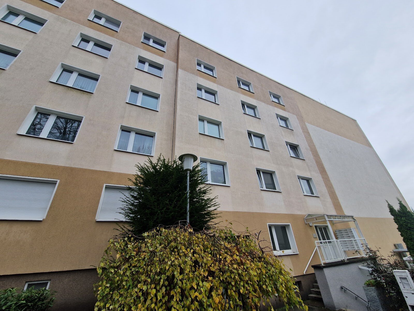 Wohnung zur Miete 199 € 1 Zimmer 25,1 m²<br/>Wohnfläche 3.<br/>Geschoss 16.12.2024<br/>Verfügbarkeit Bernhard-Kellermann-Str. 5 Schilfbreite Magdeburg 39120