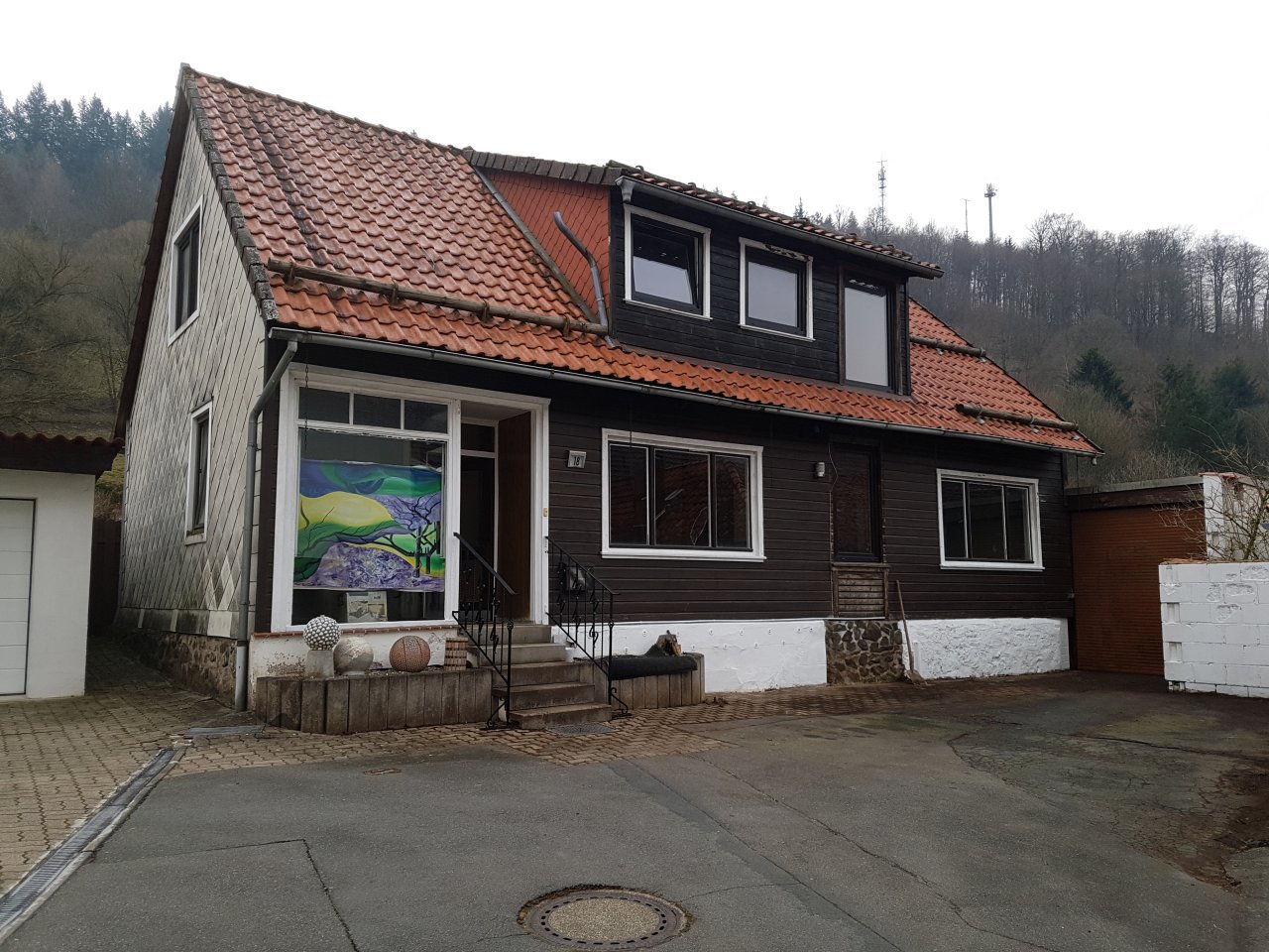 Einfamilienhaus zum Kauf provisionsfrei 125.000 € 5 Zimmer 156 m²<br/>Wohnfläche 6.099 m²<br/>Grundstück Musterstr 1 Walkenried 37445