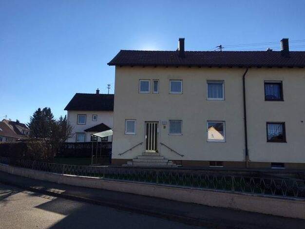 Mehrfamilienhaus zum Kauf 249.000 € 6 Zimmer 140 m² 527 m² Grundstück Monheim Monheim 86653