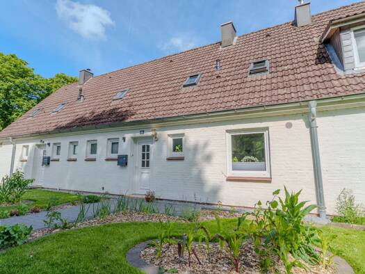 Haus zum Kauf 349.000 € 6 Zimmer 150 m² 416 m² Grundstück Friedrichstadt 25840
