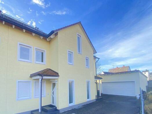 Wohnung zum Kauf provisionsfrei 299.900 € 3 Zimmer 106 m² Gartenstraße 9 b Rednitzhembach Rednitzhembach 91126
