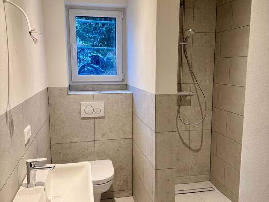 Reihenhaus zur Miete 1.450 € 6 Zimmer 143 m² 238 m² Grundstück frei ab 15.02.2026 Sylbach Haßfurt 97437