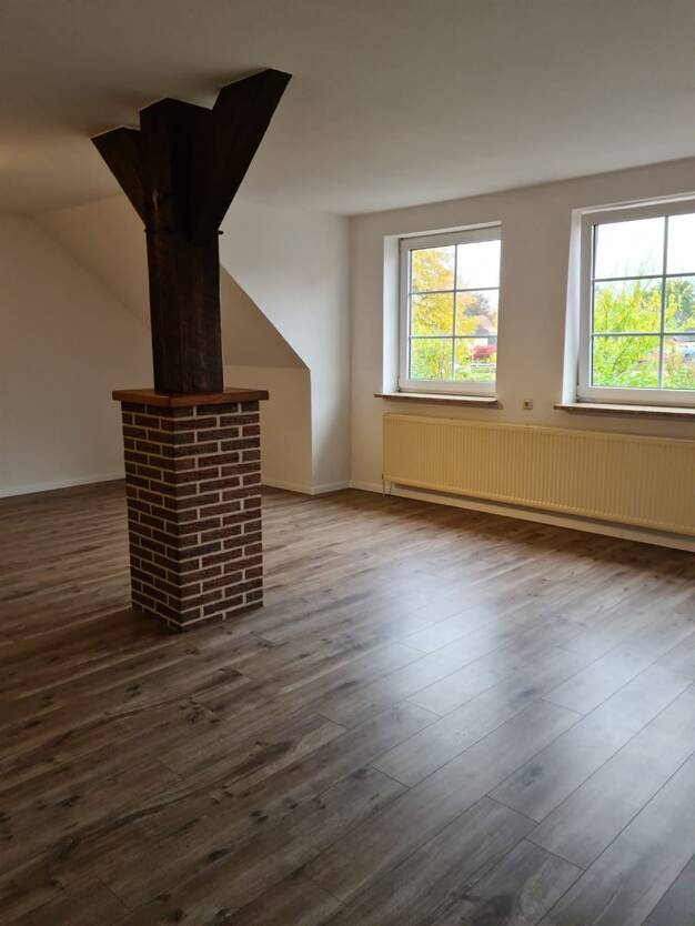 Wohnung zur Miete 1.000 € 4 Zimmer 150 m² Dachgeschoss Langendamm Varel , Jadebusen 26316