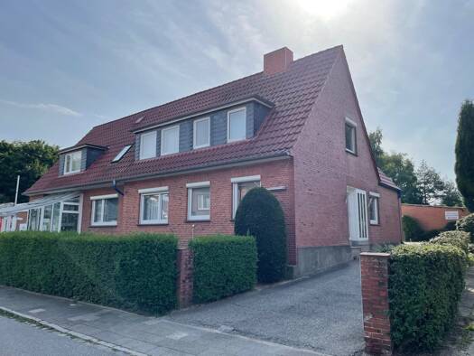 Medizinisches Gebäude zur Miete 2.320 € Friedrichsort Kiel 24159