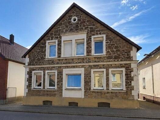 Einfamilienhaus zum Kauf 280.000 € 9 Zimmer 195 m² 787 m² Grundstück frei ab sofort Schötmar Bad Salzuflen 32108