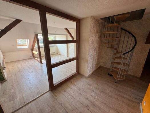 Wohnung zur Miete 320 € 2,5 Zimmer 52,2 m² 3. Geschoss frei ab sofort Mügeln 04769