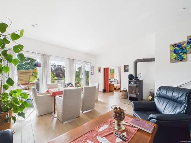 Wohnung zur Miete 1.495 € 4 Zimmer 121,6 m² frei ab 01.01.2027 Eichenweg 4 Bad Schwartau 23611
