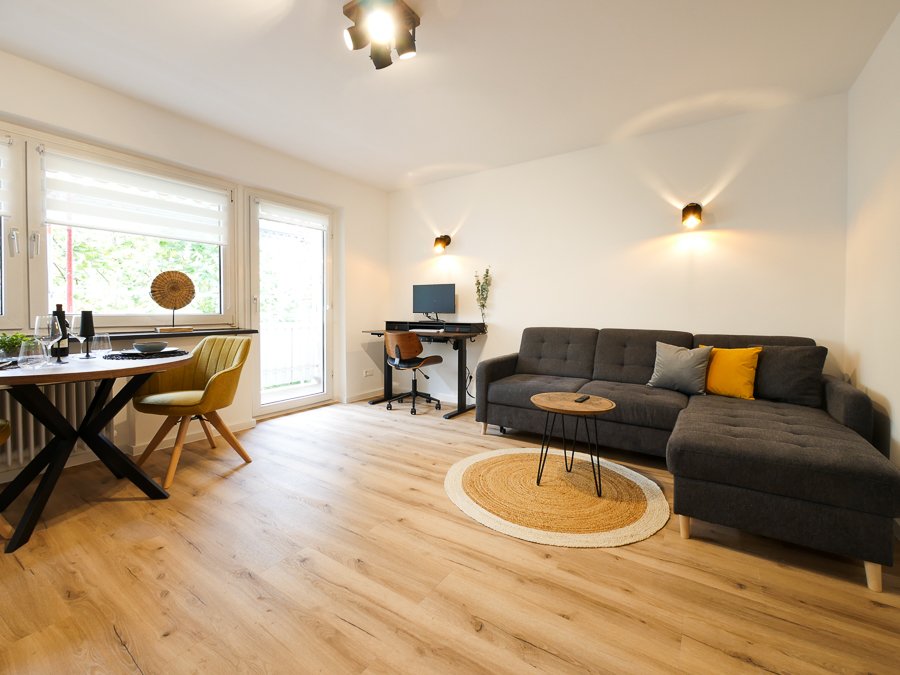 Wohnung zur Miete Wohnen auf Zeit 1.790 € 2 Zimmer 49 m²<br/>Wohnfläche ab sofort<br/>Verfügbarkeit Werastraße Kernerviertel Stuttgart 70190