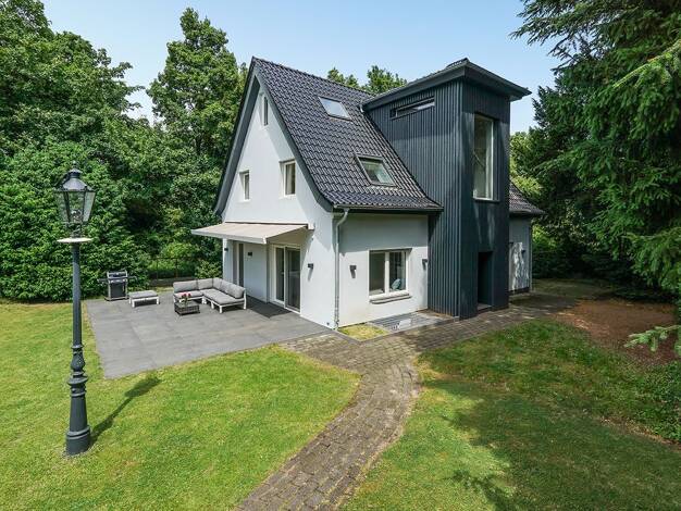 Einfamilienhaus zum Kauf 1.680.000 € 6 Zimmer 196 m² 1.249 m² Grundstück Stockum Düsseldorf 40474