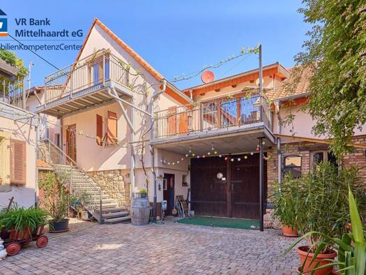 Mehrfamilienhaus zum Kauf 630.000 € 7 Zimmer 261 m² 360 m² Grundstück Eberhardstraße 2 A Mußbach Neustadt an der Weinstraße 67435
