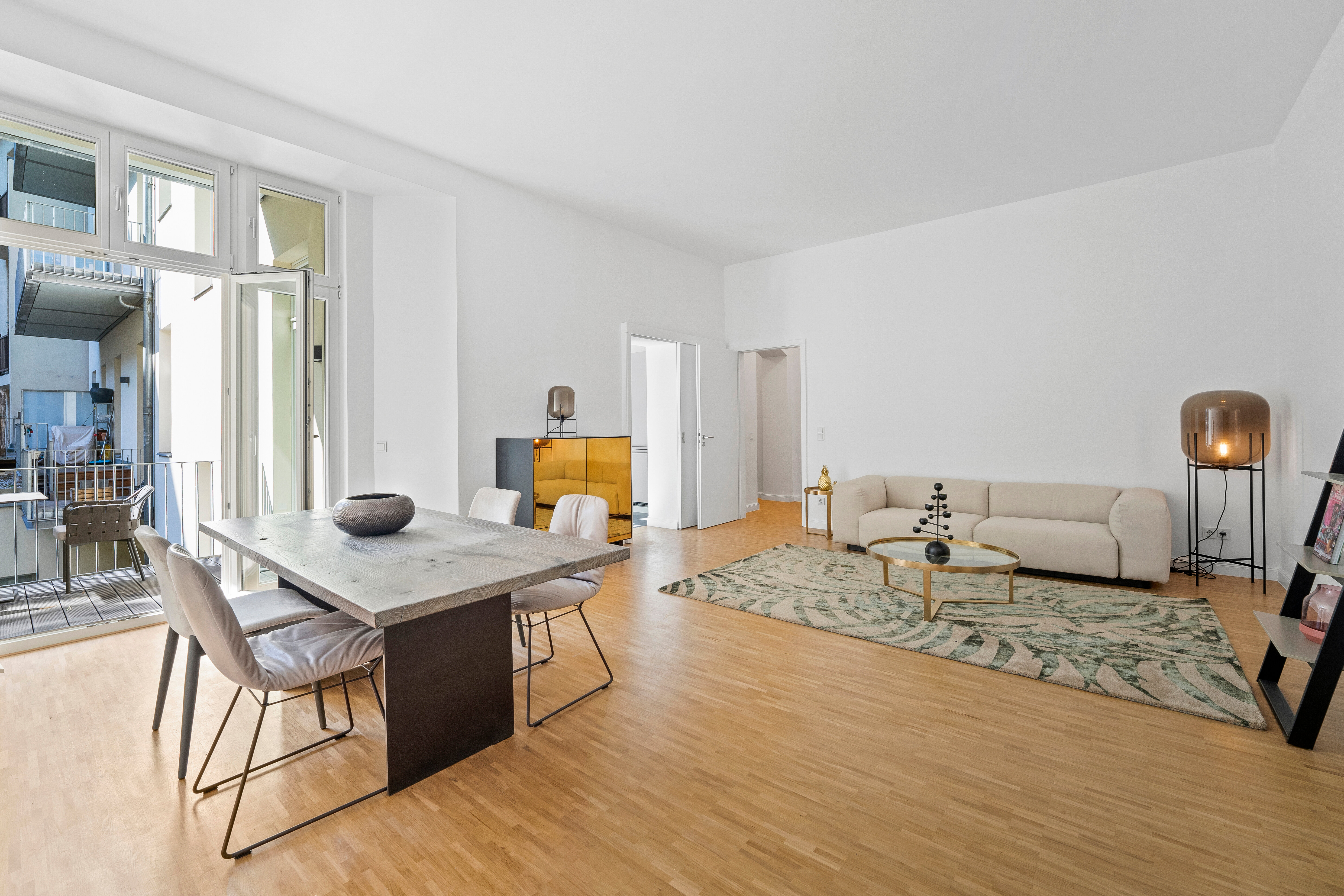 Wohnung zum Kauf 980.000 € 3 Zimmer 98,2 m²<br/>Wohnfläche 2.<br/>Geschoss Luisenstraße 45 Mitte Berlin 10117