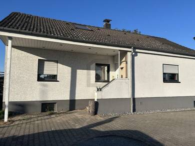 Einfamilienhaus zur Miete 2.500 € 6 Zimmer 157 m² 200 m² Grundstück Mainz-Kastel 55252