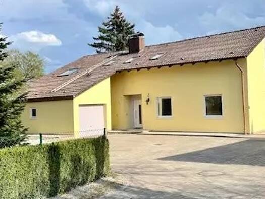 Terrassenwohnung zur Miete 2.200 € 3,5 Zimmer 150 m² Geschoss 1/2 frei ab 01.07.2026 Windachstraße 3 Eching Eching am Ammersee 82279