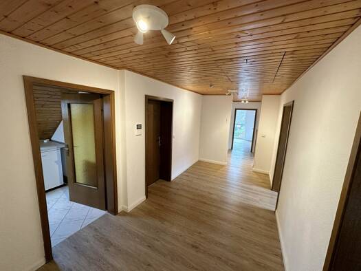 Wohnung zur Miete 1.010 € 4 Zimmer 88 m² Geschoss 1/3 frei ab 01.02.2026 Herzogenaurach 91074