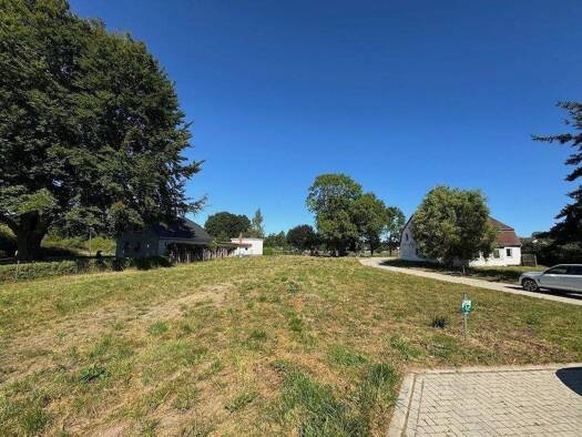 Grundstück zum Kauf provisionsfrei 718 m² Grundstück Neuendorf Lütow 17440