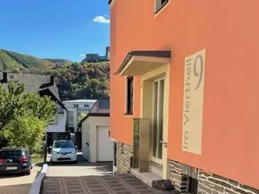 Wohnung zur Miete 1.200 € 4 Zimmer 146 m² Geschoss 1/3 frei ab 01.04.2026 Im Viertheil 9 Kues Bernkastel-Kues 54470