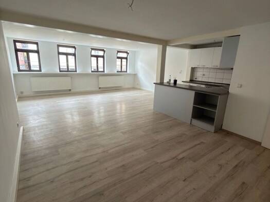 Wohnung zur Miete 890 € 3,5 Zimmer 90 m² Geschoss 1/2 frei ab sofort Coburg Coburg 96450