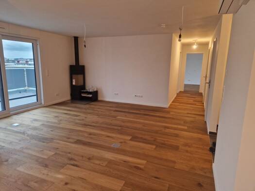 Wohnung zum Kauf - Neubau provisionsfrei 559.000 € 4 Zimmer 99,1 m² Geschoss 1/4 frei ab sofort Flößaustraße 100 Südstadt Fürth 90763