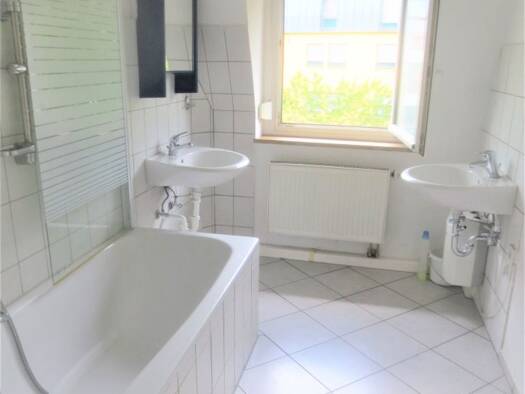 Wohnung zur Miete 552 € 2 Zimmer 48 m² Geschoss 3/4 frei ab 01.11.2026 Bleiweiß Nürnberg 90461
