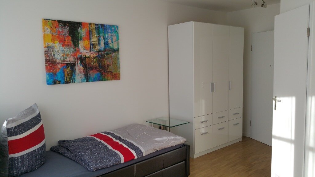 Wohnung zur Miete Wohnen auf Zeit 1.250 € 2 Zimmer 18 m²<br/>Wohnfläche 01.01.2025<br/>Verfügbarkeit Kreillerstraße Josephsburg München 81825