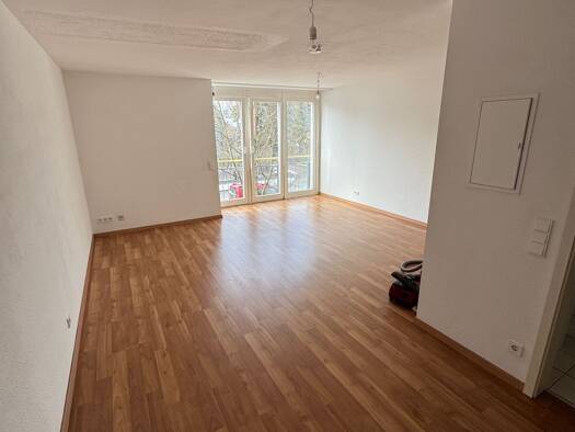 Wohnung zur Miete 625 € 1 Zimmer 40 m² Geschoss 1/3 frei ab 01.04.2026 Katzwang Nürnberg 90453