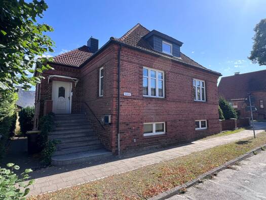 Einfamilienhaus zum Kauf als Kapitalanlage geeignet 395.000 € 4 Zimmer 250 m² 728 m² Grundstück Crivitz 19089