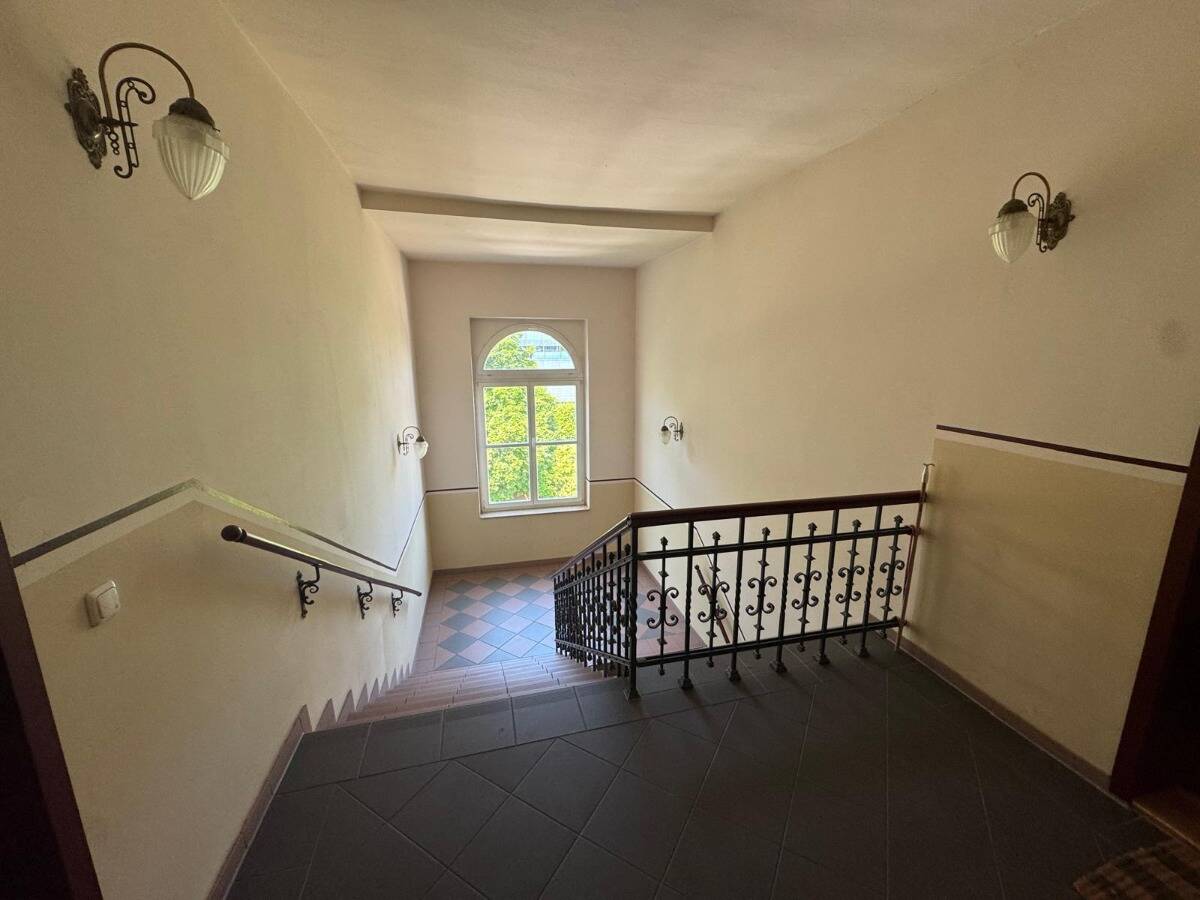 Property thumbnail 10