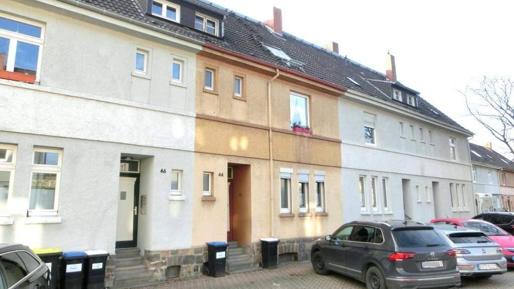 Mehrfamilienhaus zum Kauf provisionsfrei 299.900 € 4 Zimmer 109,9 m² 227 m² Grundstück Zur Wolfskuhl 44 Wedau Duisburg 47279