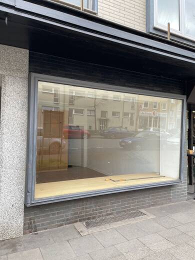 Laden zur Miete provisionsfrei 300 € 30 m² Verkaufsfläche Essenberger Str. 216 Neuenkamp Duisburg 47059