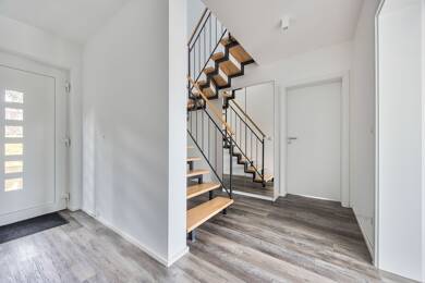 Haus zum Kauf 697.000 € 6 Zimmer 120 m² 469 m² Grundstück frei ab sofort Dietersdorf Schwabach 91126