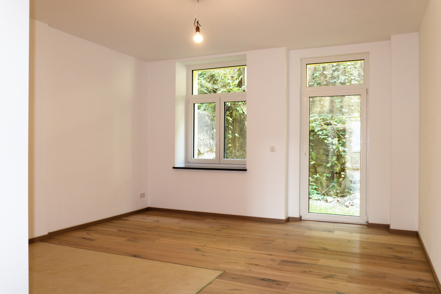 Terrassenwohnung zur Miete 395 € 2 Zimmer 52,1 m²<br/>Wohnfläche EG<br/>Geschoss Salzweg 45 Greiz Greiz 07973