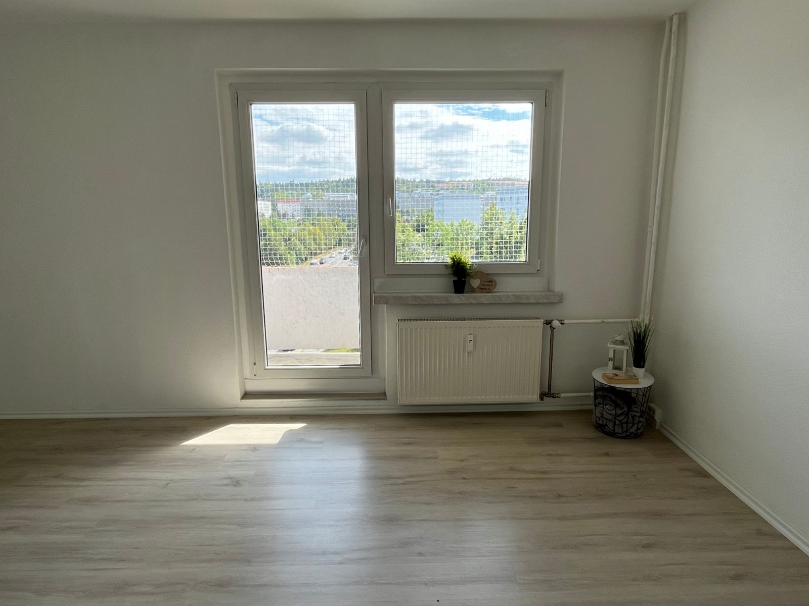 Wohnung zur Miete 200 € 1 Zimmer 34,8 m²<br/>Wohnfläche 4.<br/>Geschoss Friesenweg 168 Chrieschwitz Plauen 08529