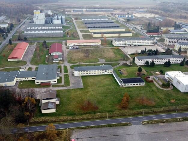 Lagerhalle zum Kauf provisionsfrei 99.000 € 4.000 m² Lagerfläche Lützowstraße 1 Basepohl Stavenhagen 17153