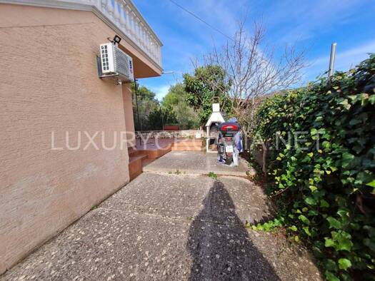 Haus zum Kauf 310.000 € 10 Zimmer 200 m² Crkvena ulica Tisno