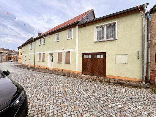 Mehrfamilienhaus zum Kauf 199.000 € 8 Zimmer 250 m² 397 m² Grundstück frei ab sofort Vogelsberg 99610