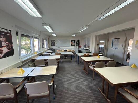 Bürofläche zur Miete 12 Zimmer 272 m² Bürofläche Schutterwald 77746