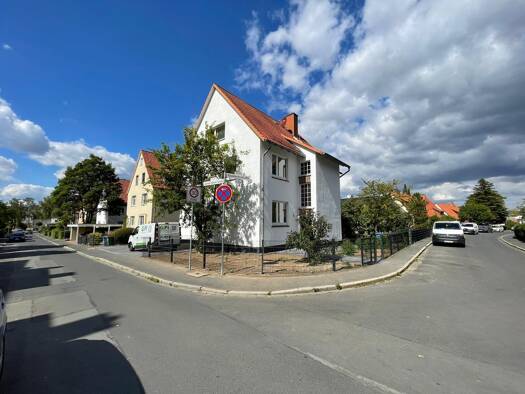 Mehrfamilienhaus zum Kauf 779.000 € 8 Zimmer 206 m² 609 m² Grundstück Roedererstraße 1 /  Ecke Leonard-Nelson Strasse. Göttingen 37073