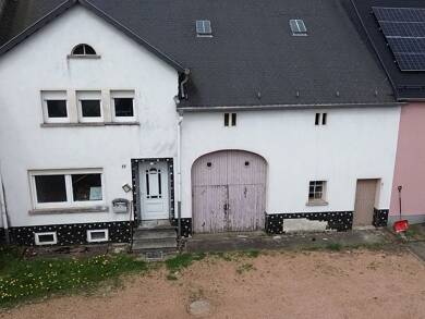 Reihenmittelhaus zum Kauf 90.000 € 5 Zimmer 135 m² 484 m² Grundstück Gusenburg 54413