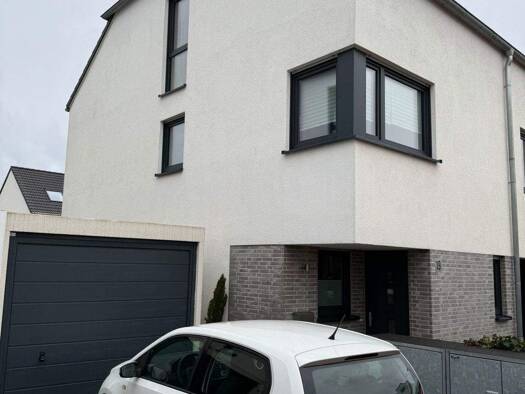 Haus zur Miete 1.974 € 4 Zimmer 122,9 m² frei ab 01.05.2026 Rotkehlchenweg 19 Monheim Monheim am Rhein 40789