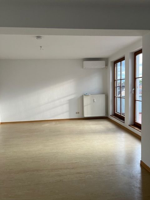 Terrassenwohnung zur Miete 765 € 4 Zimmer 90 m²<br/>Wohnfläche 2.<br/>Geschoss ab sofort<br/>Verfügbarkeit Bad Belzig Bad Belzig 14806