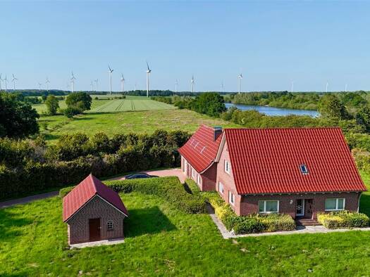 Einfamilienhaus zum Kauf 299.000 € 5 Zimmer 152 m² 16.142 m² Grundstück frei ab sofort Aurich 26605