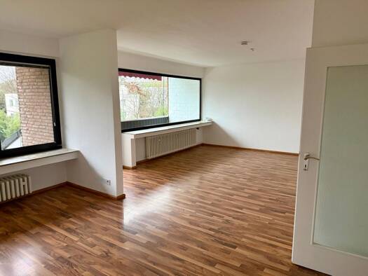 Wohnung zur Miete 975 € 2,5 Zimmer 75 m² Geschoss 2/3 frei ab 01.04.2026 Rodenkirchen Köln 50999