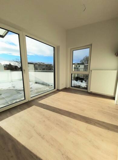 Wohnung zur Miete 810 € 2 Zimmer 76 m² Dachgeschoss, 3. Geschoss frei ab 01.10.2025 Trossingen Trossingen 78647