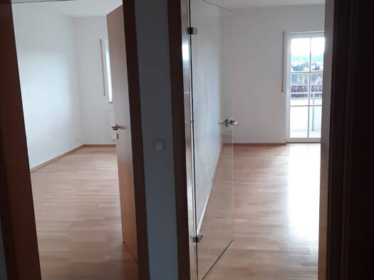 Wohnung zur Miete 720 € 3 Zimmer 75 m² frei ab sofort Feuchtwangen 91555